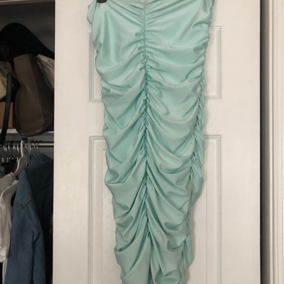 Mint Ruched Strapless Bodycon Dress - Picture 4 of 5